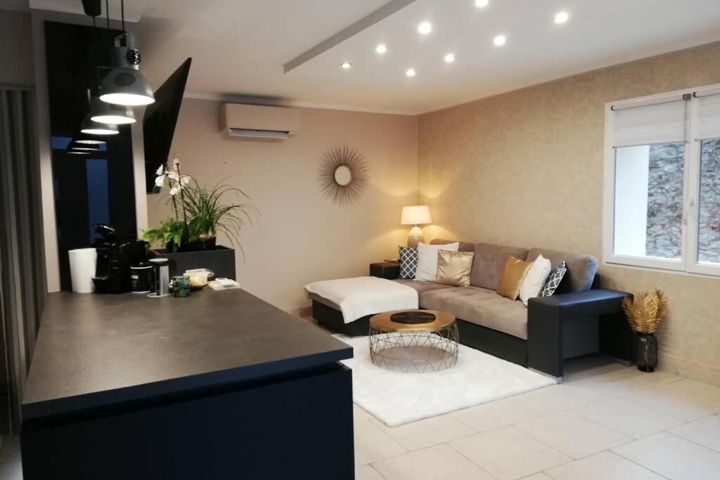 Maison De Village De Caractere Nebian Ngoại thất bức ảnh